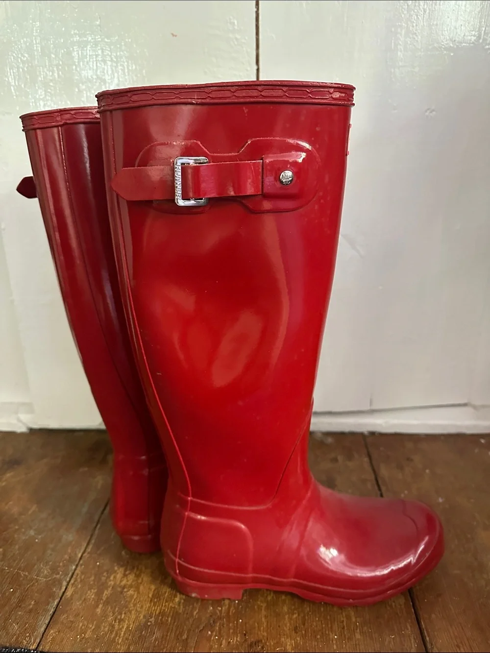 Hunter Gloss Red Knee-High Rain Boots